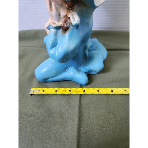 Rare Universal Statuary Girl in Blue Pajamas holding Doll 1974 MCM - Picture 10 of 12